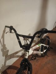 BMX Sector 2025 Bleeder-thumb-1