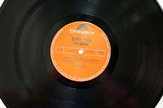 ERIC BURDON - SURVIVOR-thumb-6