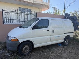 Κλούβα Toyota 2005 HIACE