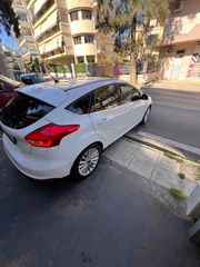 Ford Focus 2017 FOCUS-thumb-8