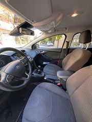 Ford Focus 2017 FOCUS-thumb-31