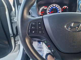 Hyundai i 10 2019 1.0 Connectline navi klima full extra-thumb-14