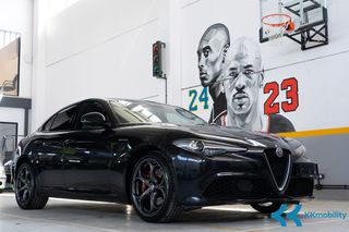 Alfa Romeo Giulia 2019 2.0 TURBO 16V VELOCE Q4 AT8-thumb-3