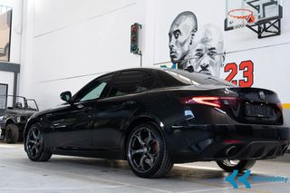 Alfa Romeo Giulia 2019 2.0 TURBO 16V VELOCE Q4 AT8-thumb-9