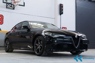 Alfa Romeo Giulia 2019 2.0 TURBO 16V VELOCE Q4 AT8-thumb-2