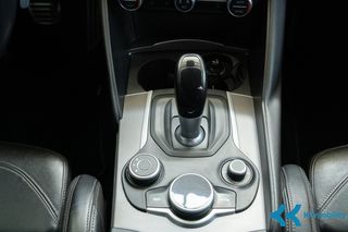 Alfa Romeo Giulia 2019 2.0 TURBO 16V VELOCE Q4 AT8-thumb-29
