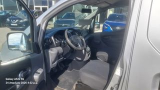 Nissan NV 200 2014-thumb-7