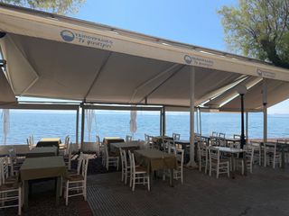 Τέντες και ανεμοθραυστες-thumb-1