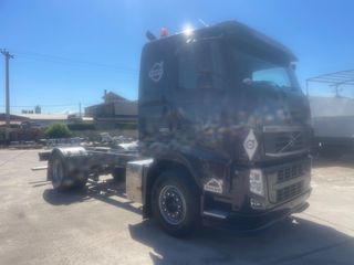 Σασί Volvo 2011 FH 460 EEV  4x2-thumb-2