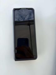 zfold5-thumb-1