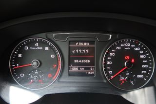 Audi Q3 2017 S-LINE-thumb-21