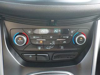 Ford Kuga 2017 BUSINESS-thumb-16
