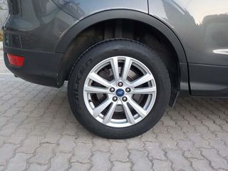 Ford Kuga 2017 BUSINESS-thumb-6