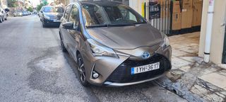 Toyota Yaris 2019 1.5 HYBRID BI-TONE