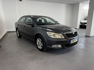 Skoda Octavia 2012 Ελληνικό-thumb-1