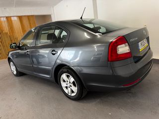 Skoda Octavia 2012 Ελληνικό-thumb-3
