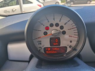 Mini Cooper 2013 ONE 1600CC 116PS-thumb-8