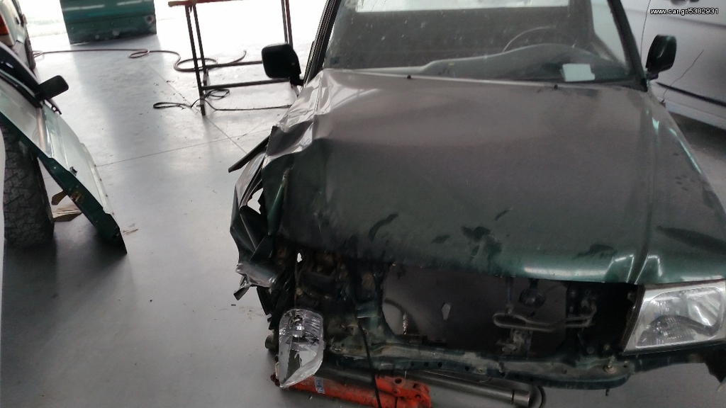 Toyota Hilux 2004 4X2 DIESEL μονοκαμπινο