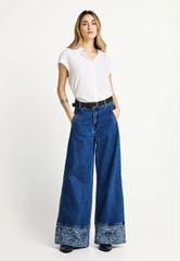 Funky Buddha Γυναικείο Πουκάμισο απο Βισκόζη FBL013-100-05-thumb-1