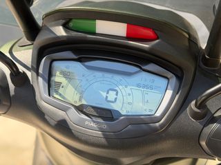 Piaggio Beverly 300 2024-thumb-4