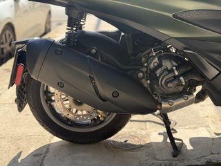 Piaggio Beverly 300 2024-thumb-9