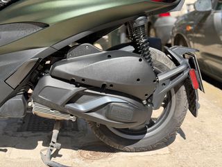 Piaggio Beverly 300 2024-thumb-10