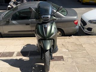 Piaggio Beverly 300 2024-thumb-14