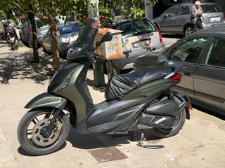 Piaggio Beverly 300 2024-thumb-16