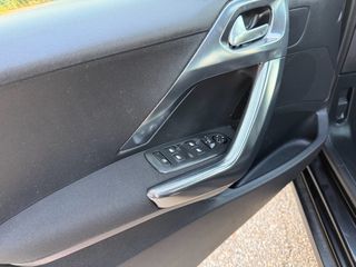 Peugeot 2008 2016 Allure 110hp/Δερμάτινα Καθίσματα/Navi-thumb-11