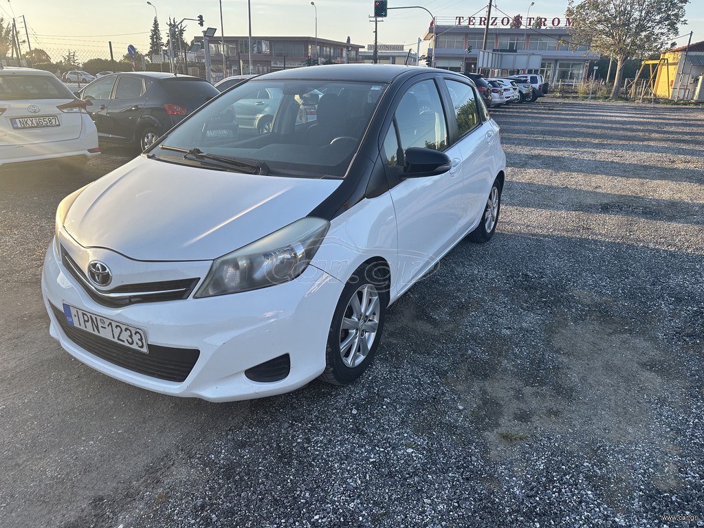 Toyota Yaris 2014