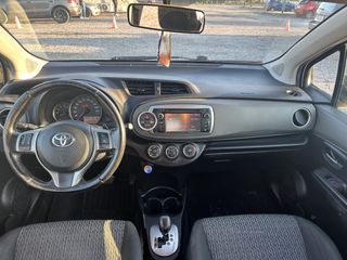 Toyota Yaris 2014-thumb-3
