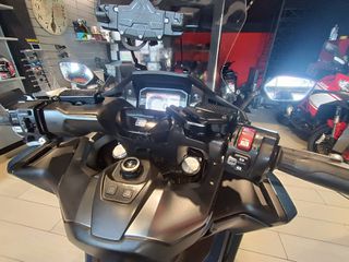 Honda Forza 750 2023 2023-thumb-3