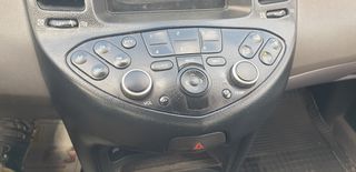 Nissan Primera 2002-thumb-6