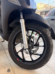 Piaggio Medley 125 2024 s-thumb-3
