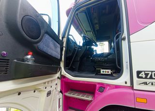 Volvo 1995 FH 16-470-thumb-4