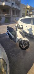 Piaggio Carnaby 300 Cruiser 2012-thumb-2