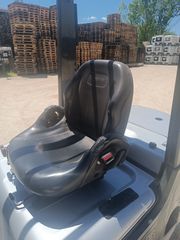 Nissan 2005 YL02A25 2005-thumb-18