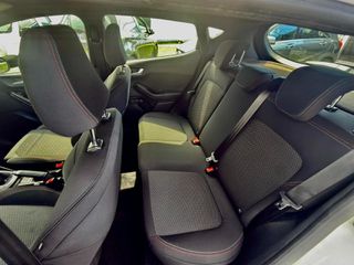 Ford Fiesta 2018 ST LINE-thumb-8