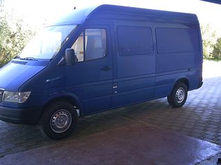 Mercedes-Benz Sprinter 2000 308D-thumb-8