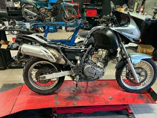 Suzuki XF 650 Freewind 2004 FREEWIND 650