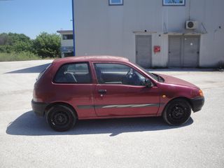 Toyota Starlet 1998-thumb-14