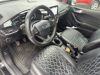 Ford Fiesta 2017 TITANIUM-thumb-8