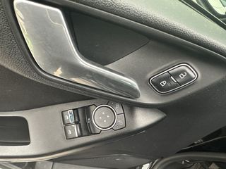 Ford Fiesta 2017 TITANIUM-thumb-15