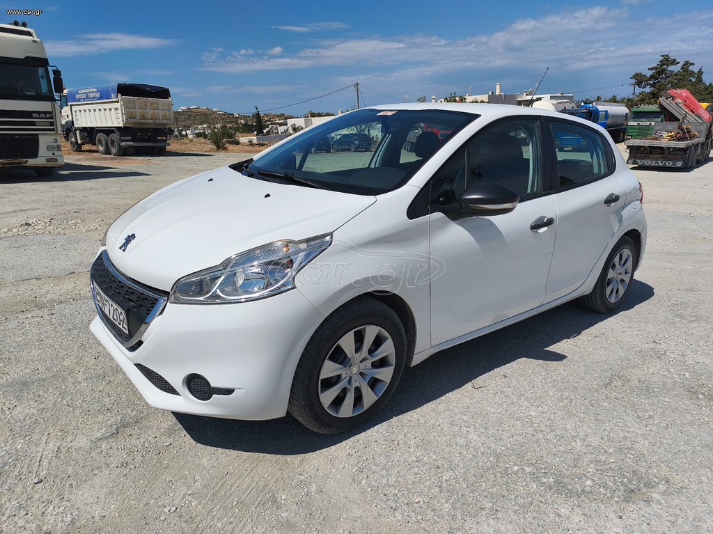 Peugeot 208 2015