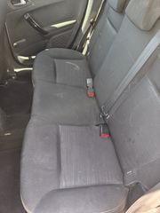 Peugeot 208 2015-thumb-9