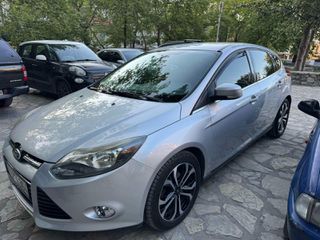 Ford Focus 2012-thumb-1