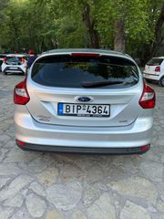 Ford Focus 2012-thumb-7