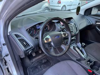 Ford Focus 2012-thumb-14