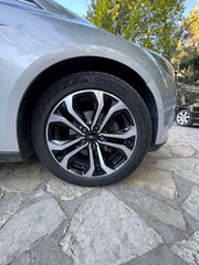 Ford Focus 2012-thumb-21