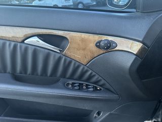 Mercedes-Benz E 200 2009-thumb-11